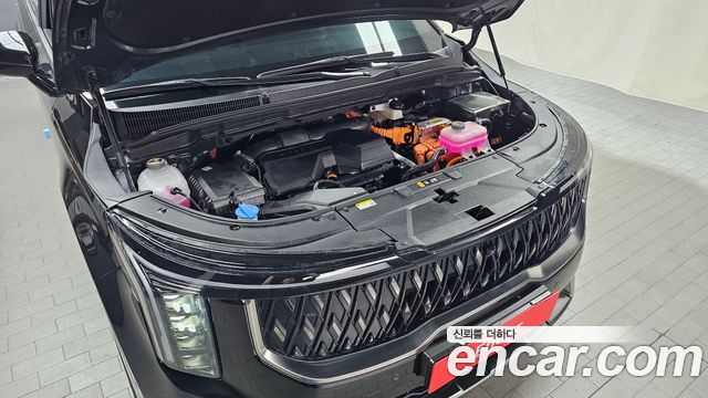 Kia Canival HEV 9seater Nobless — photo 1 of 31
