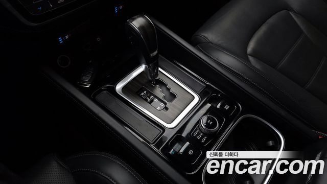 KG_Mobility_Ssangyong Rexton Diesel 2.2 4WD