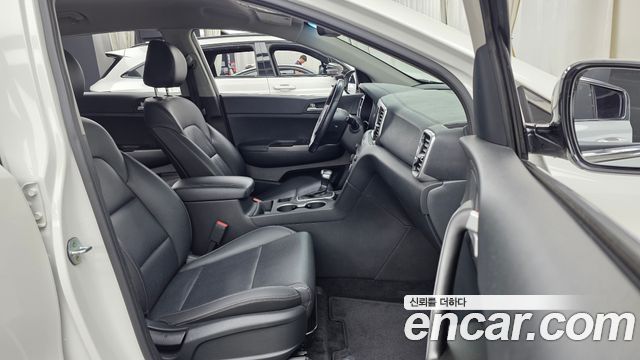 Kia Sportage Diesel 2WD Noblesse — photo 1 of 20