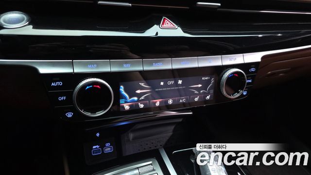 Genesis G80 Gasoline 2.5 Turbo AWD — photo 1 of 20