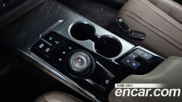 Kia K8 Noblesse — photo 1 of 35