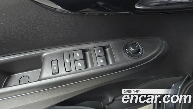 ChevroletGMDaewoo Spark Premier — photo 1 of 31
