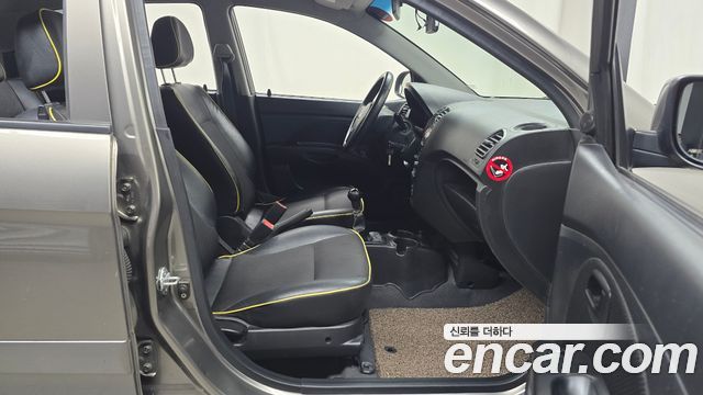 2010 Kia morning LX, photograph 11