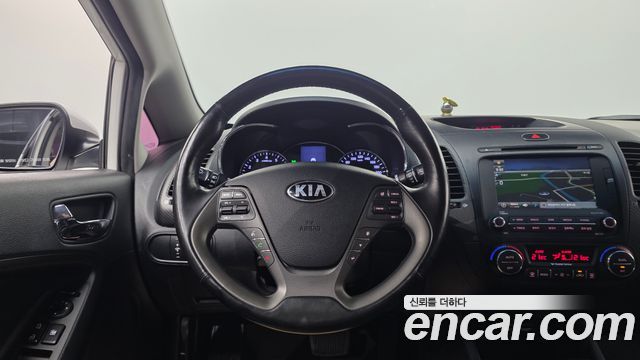 Kia K3 Prestige — photo 1 of 30
