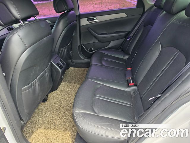 Hyundai Sonata LPI Premium — photo 1 of 20