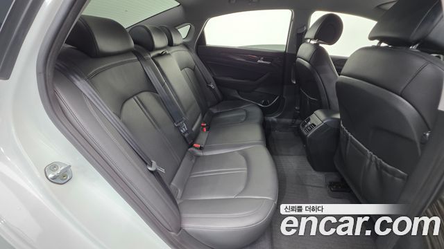Hyundai Sonata 2.0 Smart — photo 1 of 30