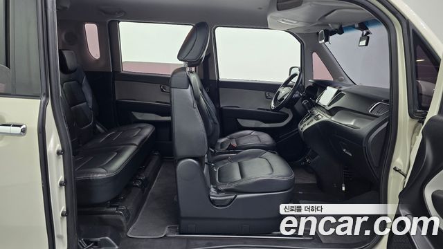 Kia RAY Prestige — photo 1 of 20