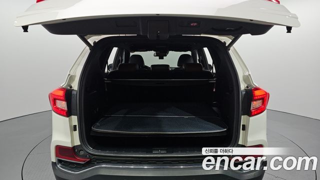 KG_Mobility_Ssangyong Rexton Diesel 2.2 4WD — photo 1 of 30