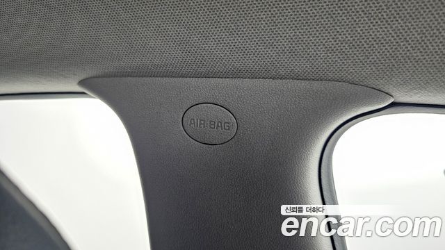 Kia K3 Trendy — photo 1 of 30