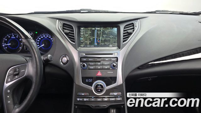 Hyundai Grandeur HG240 Modern — photo 1 of 32