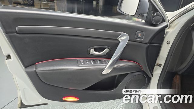 Renault-KoreaSamsung SM7 LPLI 2.0 LPe Disabled — photo 1 of 33