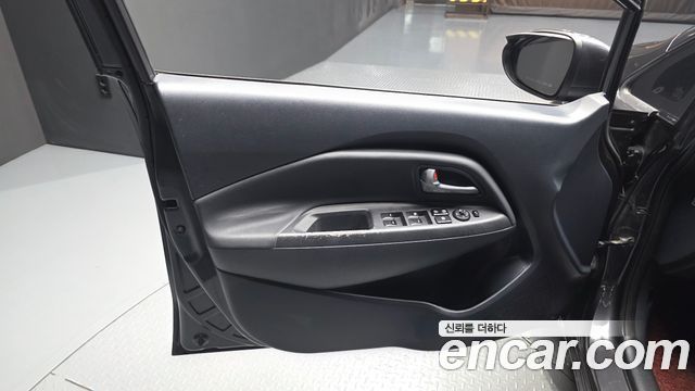 Kia pride 4DR 1.6 GDI — photo 1 of 29