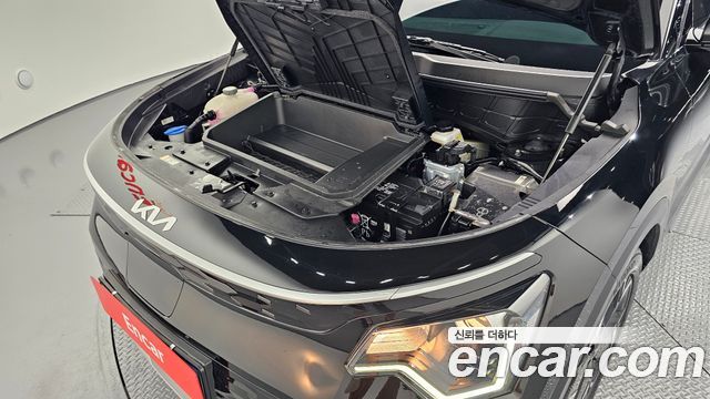Kia Niro Air — photo 1 of 30