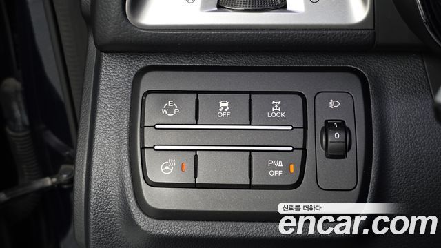 KG_Mobility_Ssangyong TIBOLI Diesel LX 4WD — photo 1 of 30