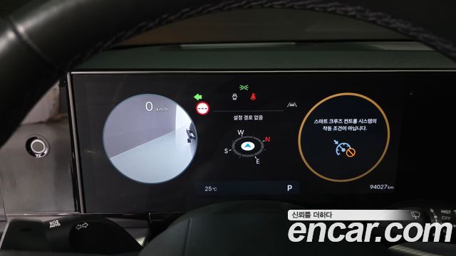 Hyundai Grandeur 2,5 Gasoline 2WD — photo 1 of 34