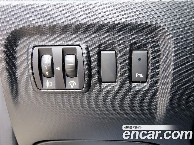 Renault-KoreaSamsung QM3 RE — photo 1 of 20