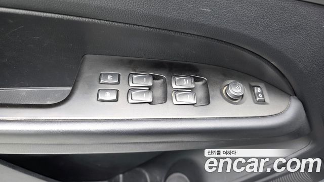 KG_Mobility_Ssangyong Rexton Diesel 2.2 2WD — photo 1 of 30