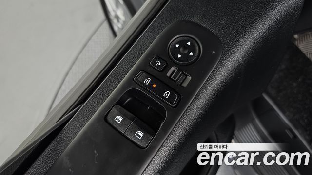 Hyundai Staria L3.5 Cargo 5-Seater — photo 1 of 20