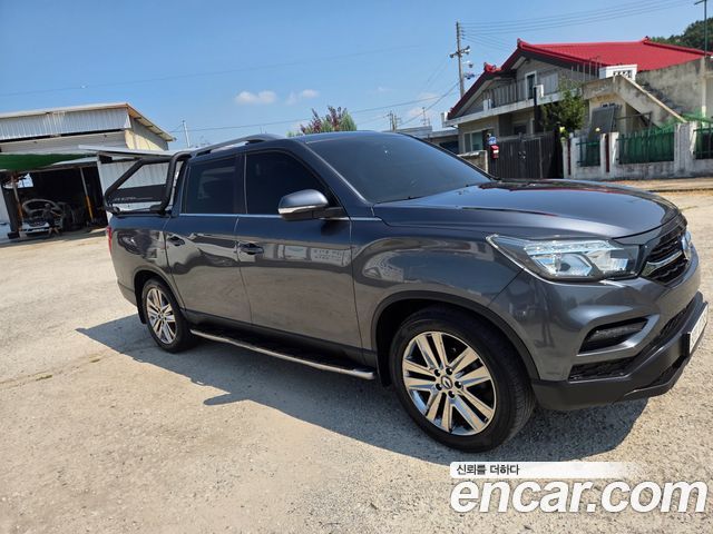 KG_Mobility_Ssangyong Rexton Diesel 2.2 4WD — photo 1 of 20