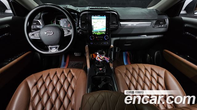 Renault-KoreaSamsung QM6 2.0 GDe RE Signature 2WD — photo 1 of 33