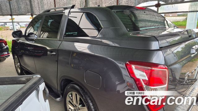 KG_Mobility_Ssangyong Rexton Diesel 2.2 4WD — photo 1 of 14