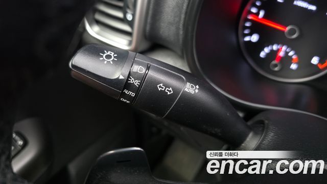 Kia Sportage Diesel 2.0 2WD — photo 1 of 32