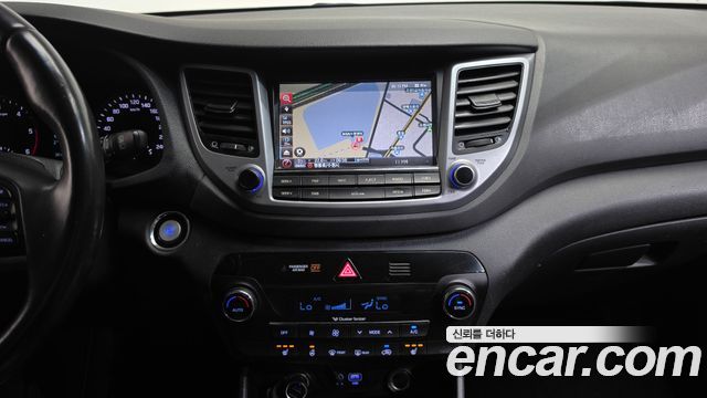 2016 Hyundai Tucson Diesel 1.7 2WD, photograph 8