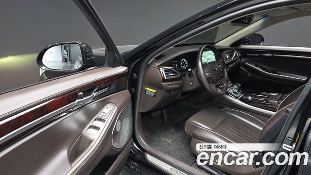 Genesis EQ900 5.0 GDI AWD — photo 1 of 34