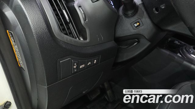Kia Sportage Diesel 2WD TLX — photo 1 of 30