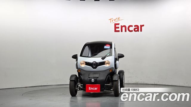 2020 Renault-KoreaSamsung Twizy Life(2-Seater), photograph 4