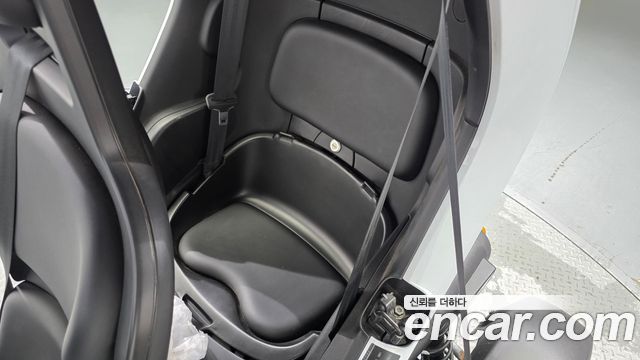 2020 Renault-KoreaSamsung Twizy Life(2-Seater), photograph 8