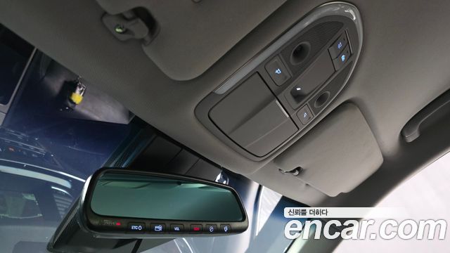 Hyundai Genesis G330 Premium AWD — photo 1 of 30