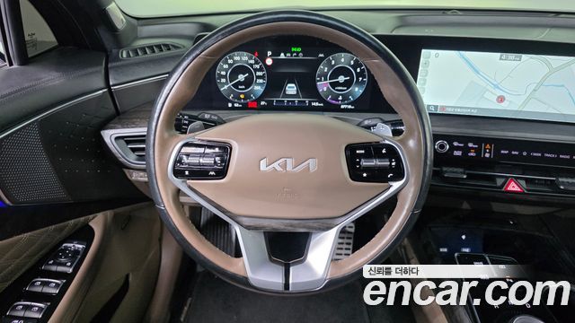 Kia K8 3.5 Gasoline 2WD — photo 1 of 32