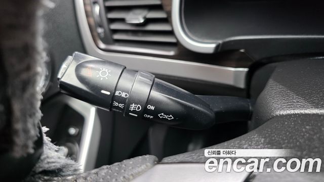2013 KG_Mobility_Ssangyong KORANDO 2.0 CVT 2WD, photograph 1
