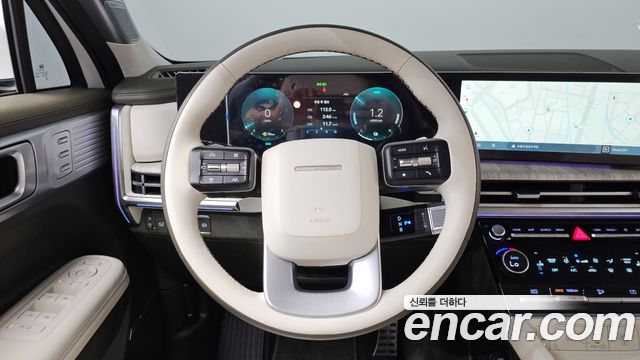 Hyundai Santafe HEV 1.6 4WD — photo 1 of 40