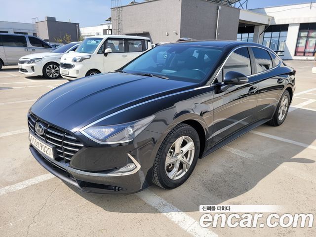Hyundai Sonata 2.0 LPG(rental car) — photo 1 of 20