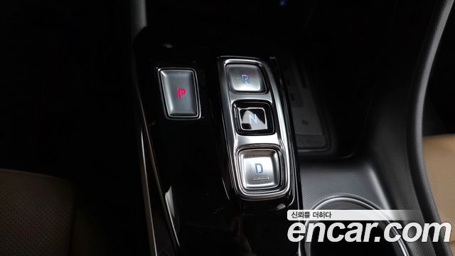 Hyundai Sonata 1.6 Turbo — photo 1 of 20