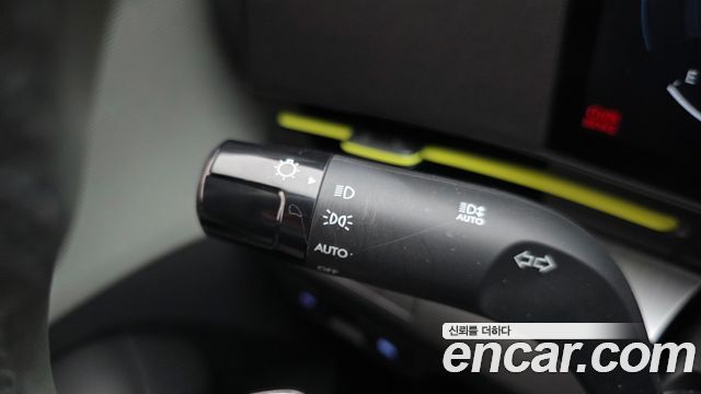 Hyundai Kona Inspiration — photo 1 of 34