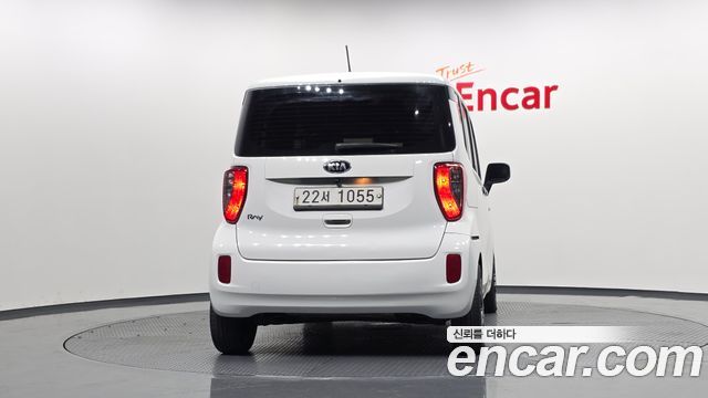 Kia RAY VAN Deluxe — photo 1 of 30