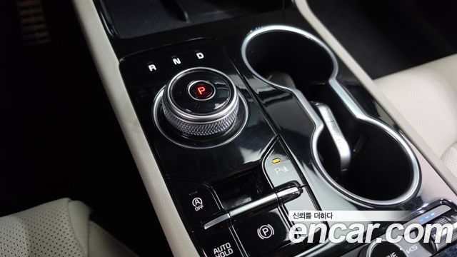 Kia K5 1.6 Turbo — photo 1 of 36