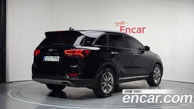 Kia Sorento Diesel 2.2 2WD — photo 1 of 20