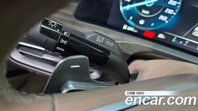 Kia K8 Noblesse — photo 1 of 33