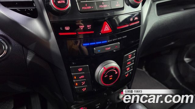 KG_Mobility_Ssangyong TIBOLI VX 2WD — photo 1 of 31
