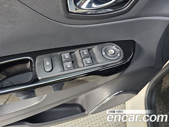 Renault-KoreaSamsung QM3 RE — photo 1 of 20