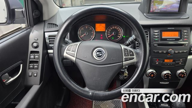 KG_Mobility_Ssangyong KORANDO Clubby 2WD — photo 1 of 30