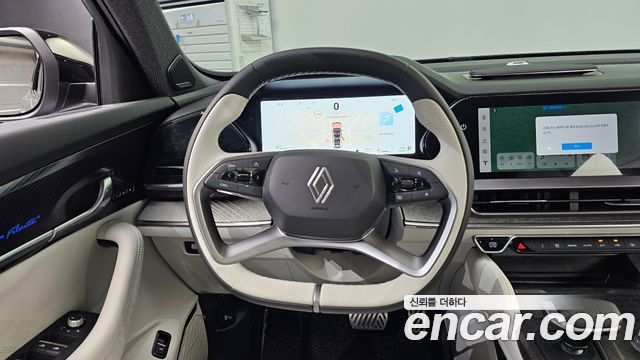 Renault-KoreaSamsung Filante 1.5 E-Tech Iconic 2WD — photo 1 of 30