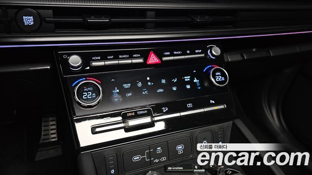 Hyundai Santafe HEV 1.6 4WD — photo 1 of 38