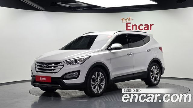 Hyundai Santafe Diesel(e-VGT) 2.0 2WD Premium — photo 1 of 35