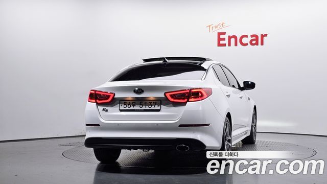 2013 Kia K5 Luxury, photograph 9
