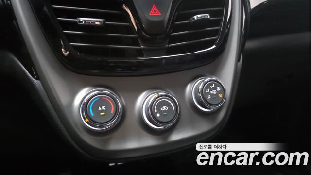 2022 ChevroletGMDaewoo Spark Premier, photograph 1